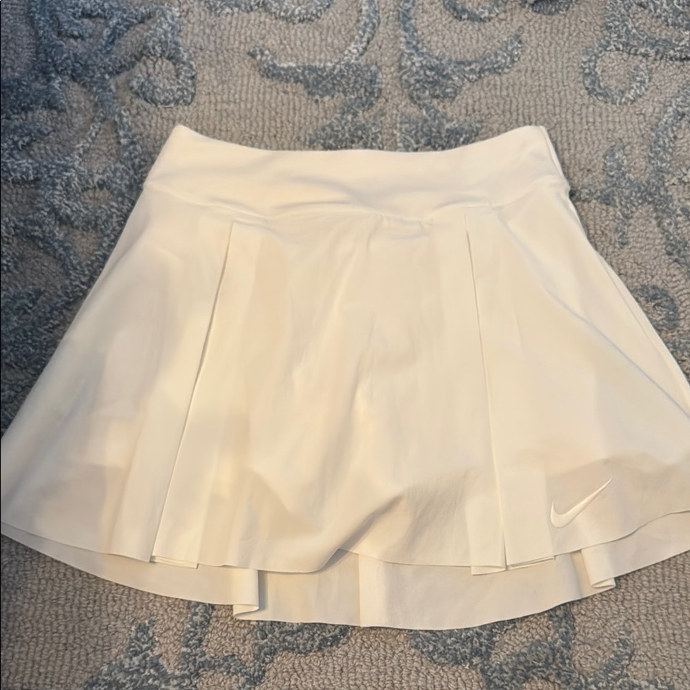 Nike Cream Pleated Skirt